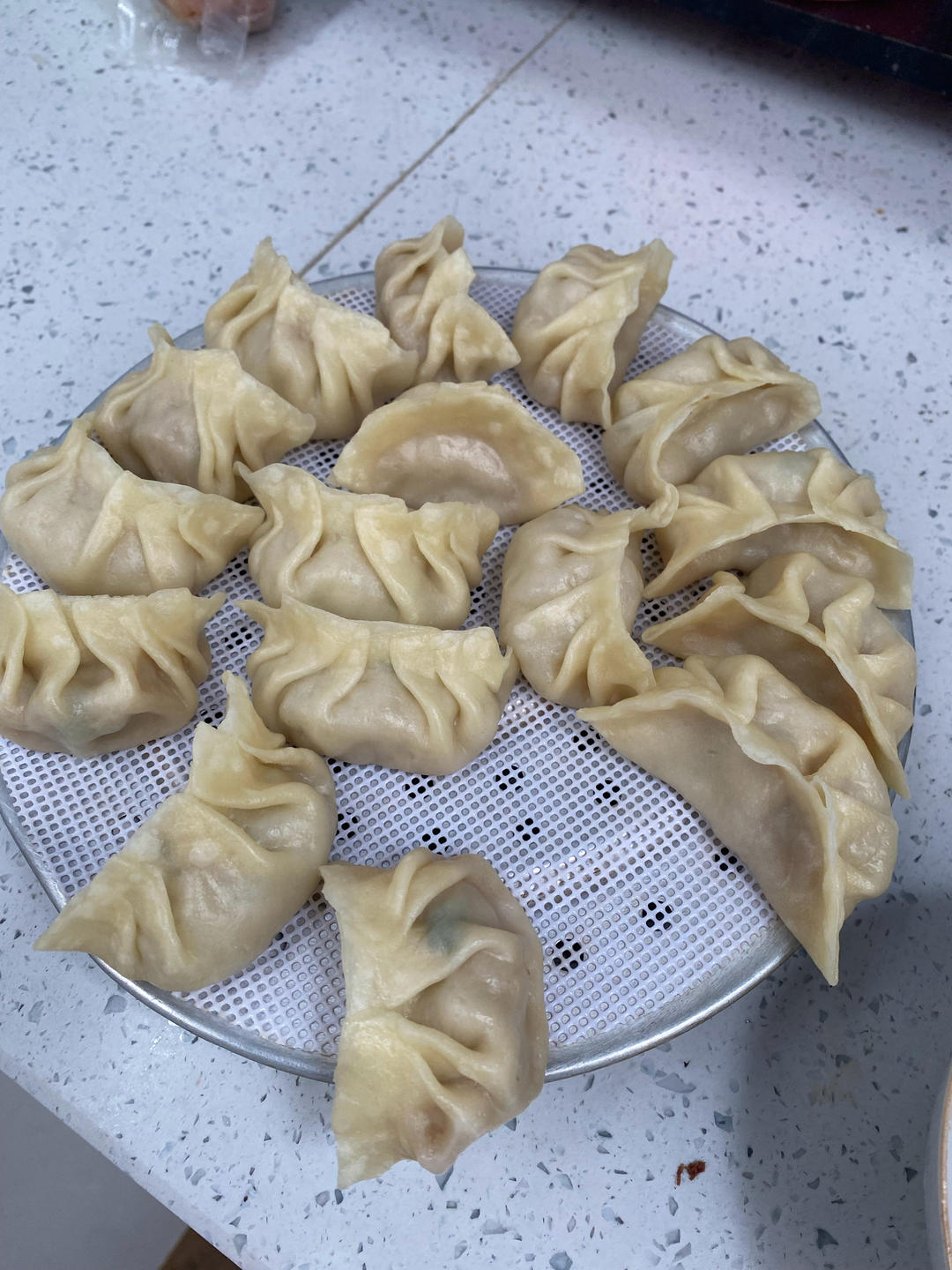 手工揉面三分钟，又韧又薄又好包的饺子皮