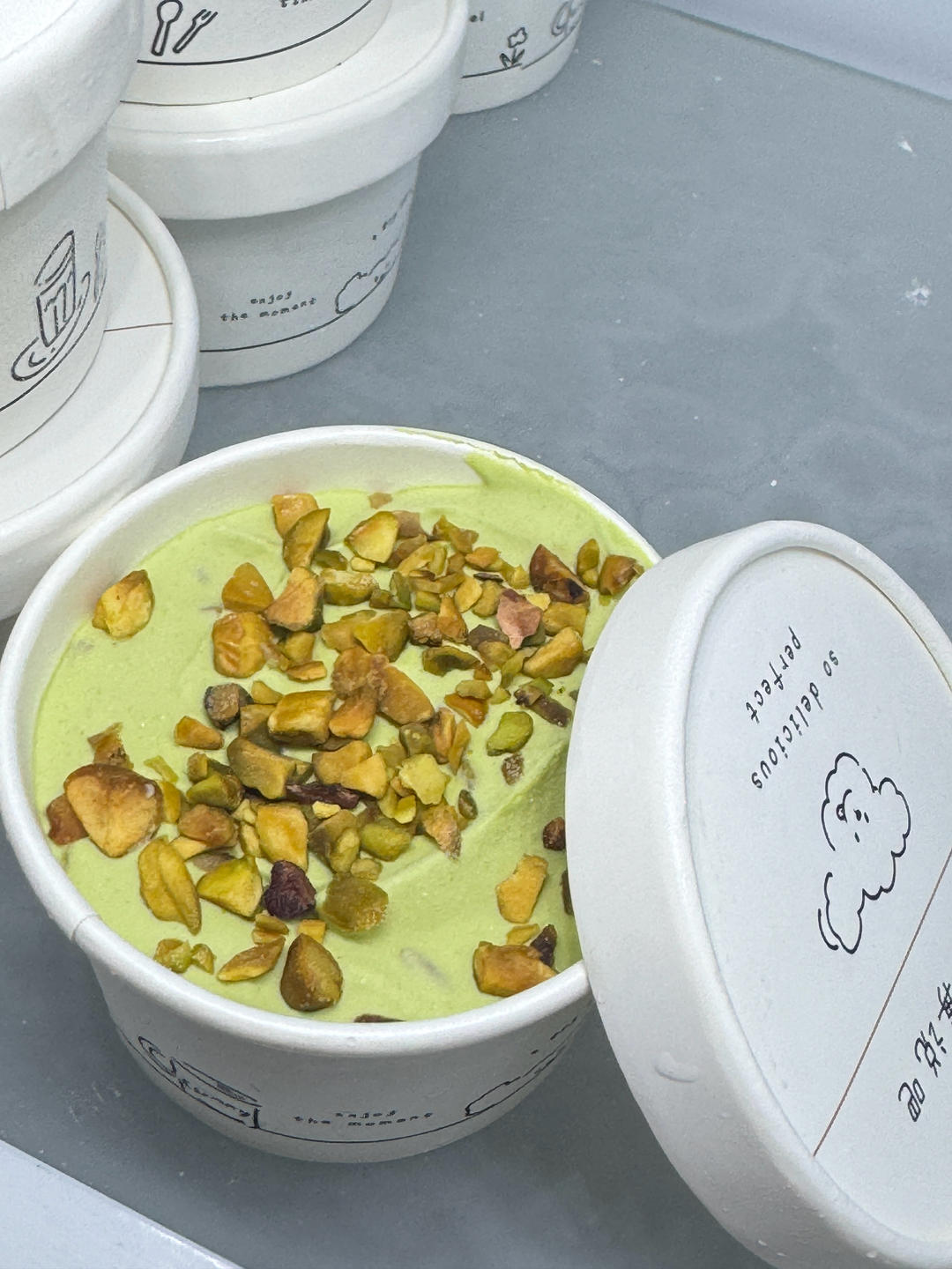 夏日最爱的小吃，家庭版开心果冰淇淋