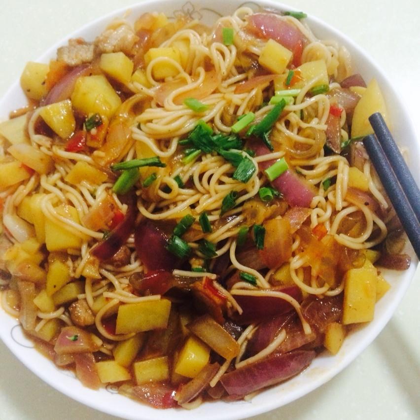 洋葱炒土豆