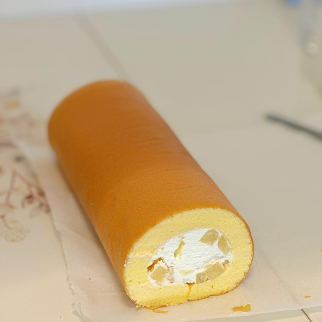 香草凤梨棉花蛋糕卷