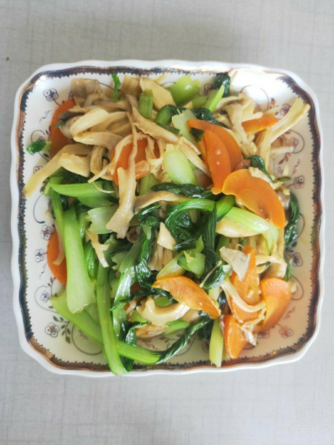 蘑菇炒青菜