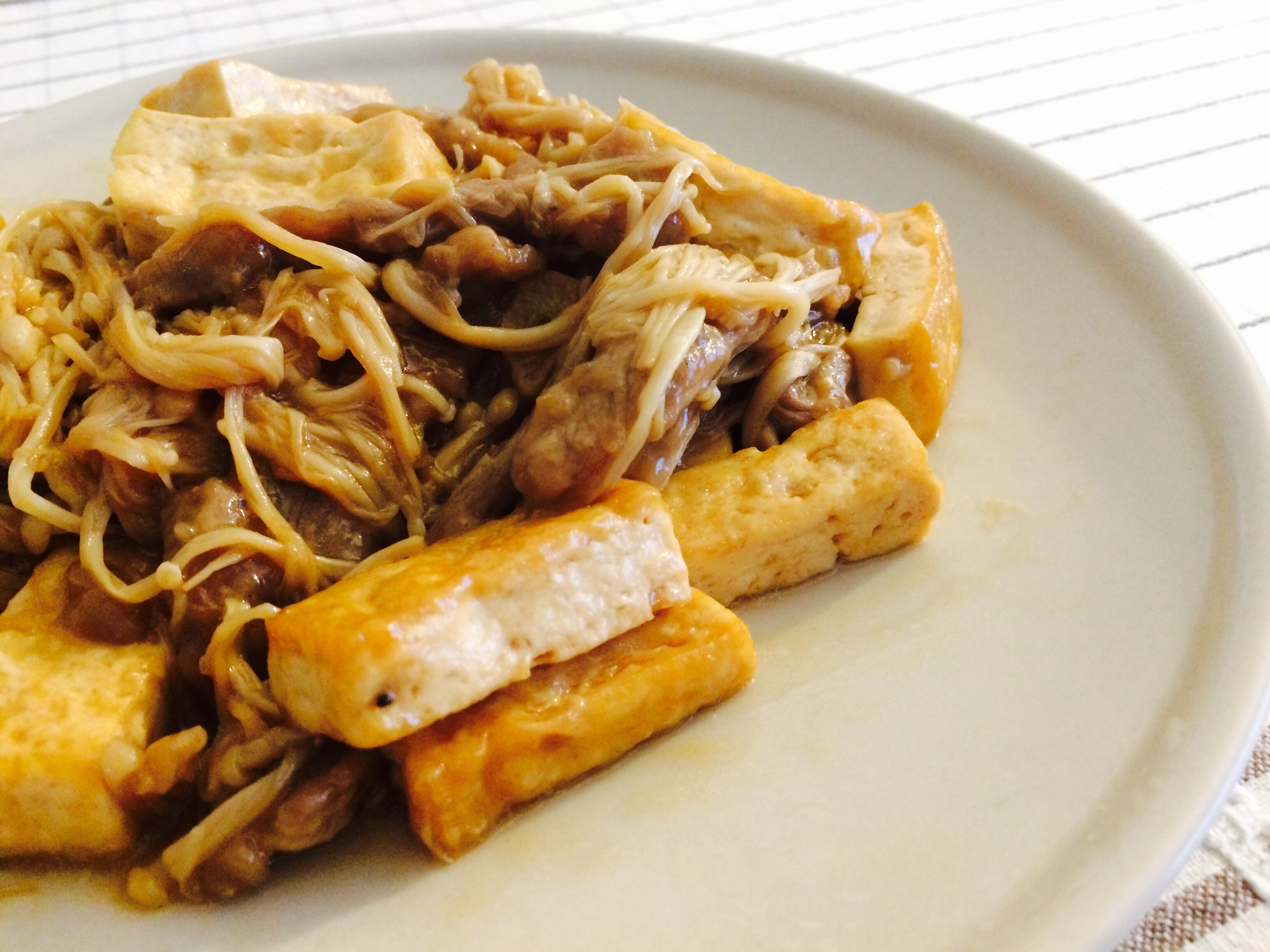 蚝油金针菇牛柳豆腐的做法
