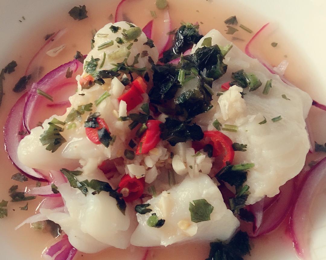 【健康·减脂】柠檬清蒸鳕鱼（巴沙鱼）（热量153卡）的做法