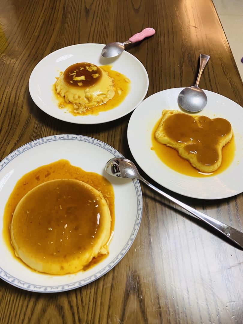 材料简单易上手的焦糖布丁，滑爽，细腻！