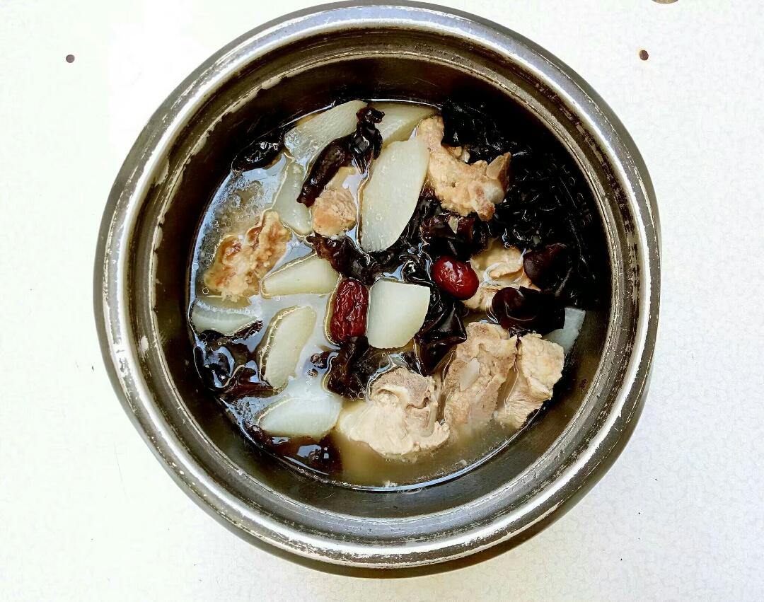 山药排骨木耳汤