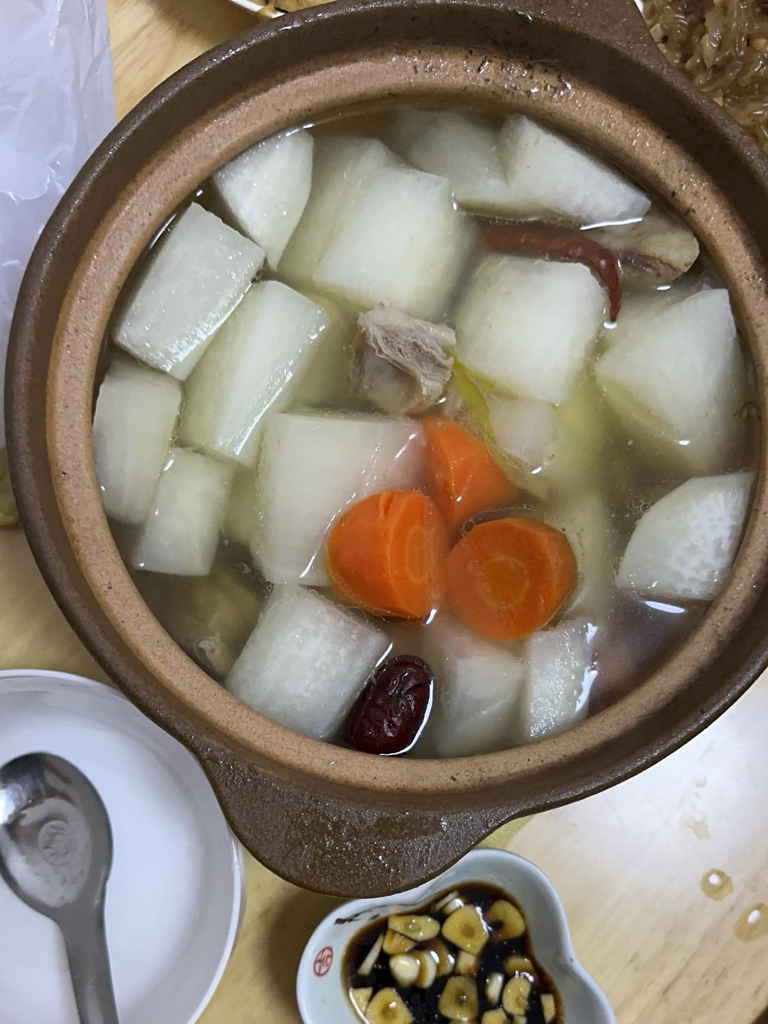 清炖滋补羊排汤
