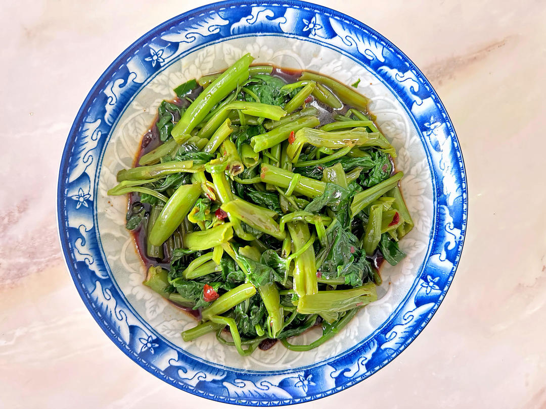 凉拌空心菜