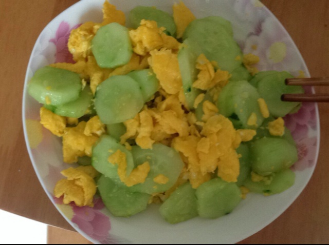 黄瓜炒鸡蛋