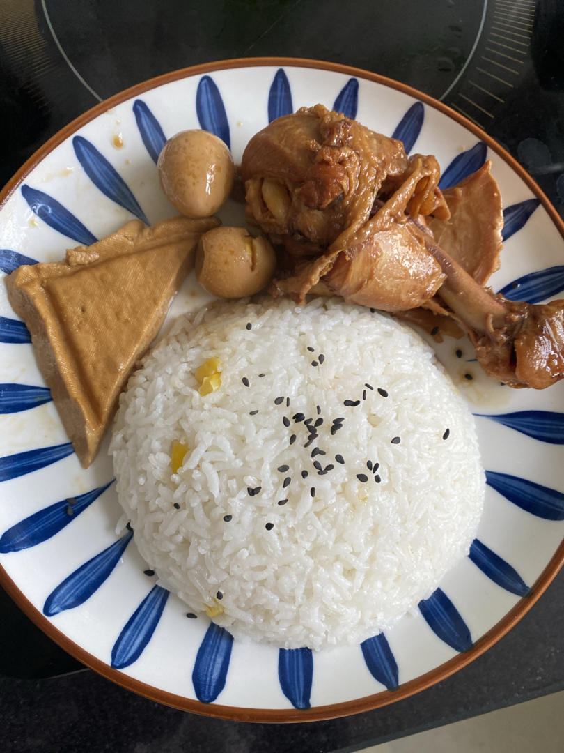 秘制沙县小吃卤鸡腿