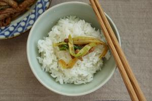 芹菜炒肉丝（七爸家常菜）的做法 步骤10