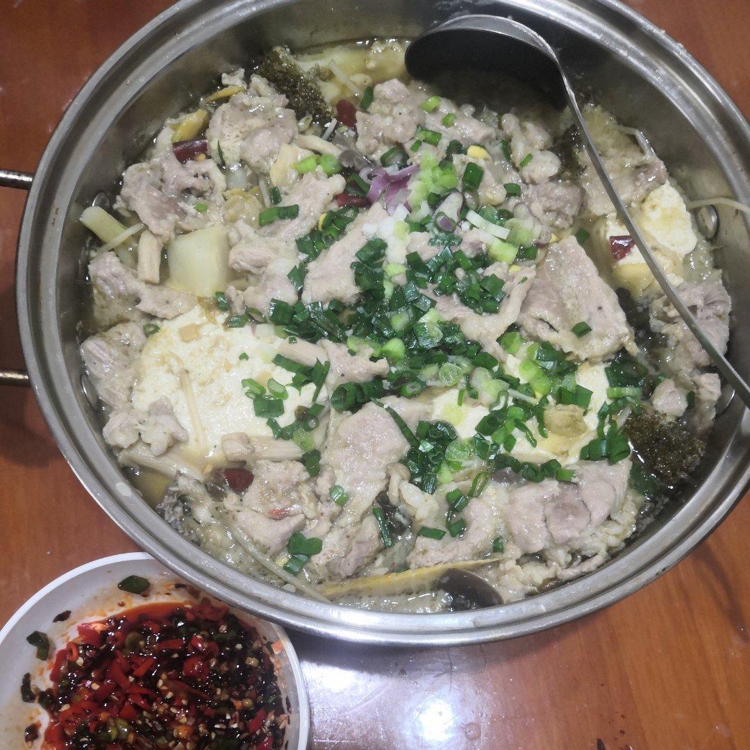 美味到爆的四川荤豆花儿