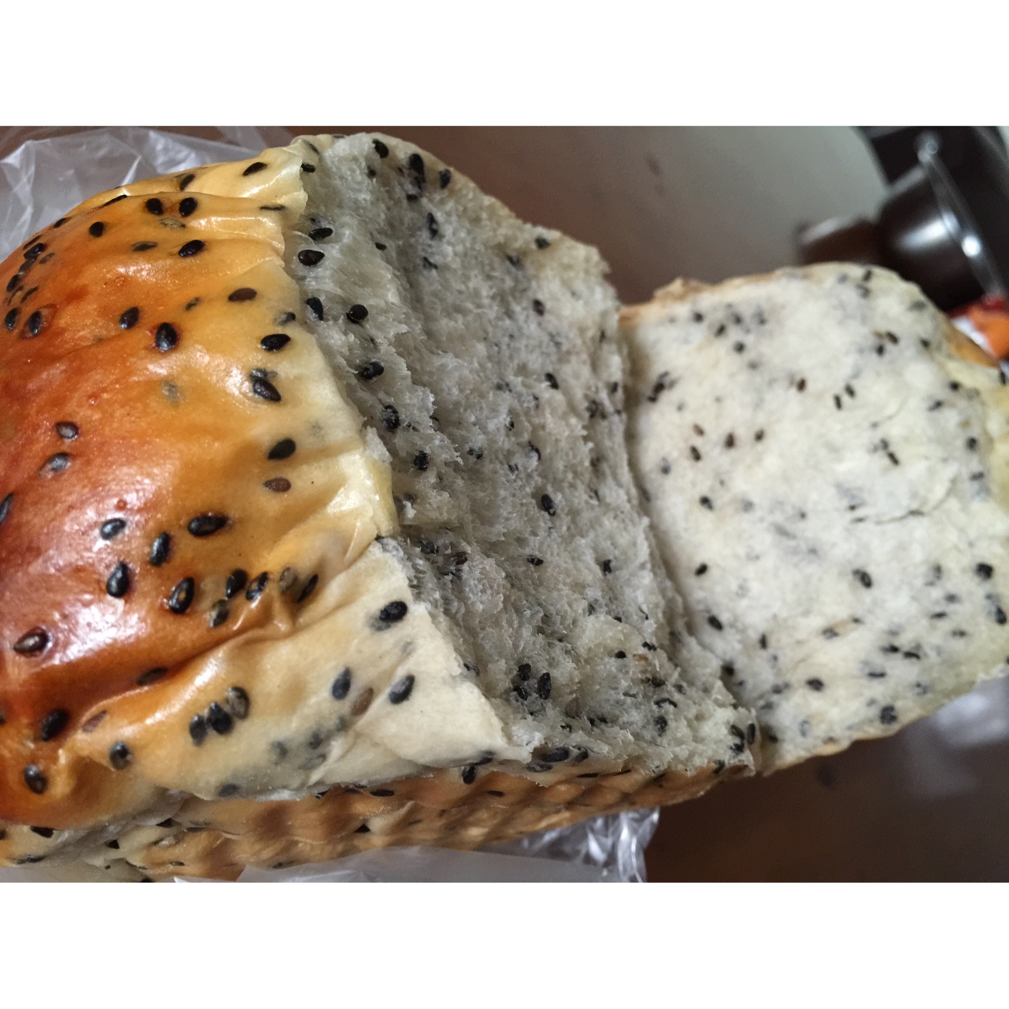 爆发力巨好的Q弹【麻糬吐司】（附超详尽吐司制作整形过程）