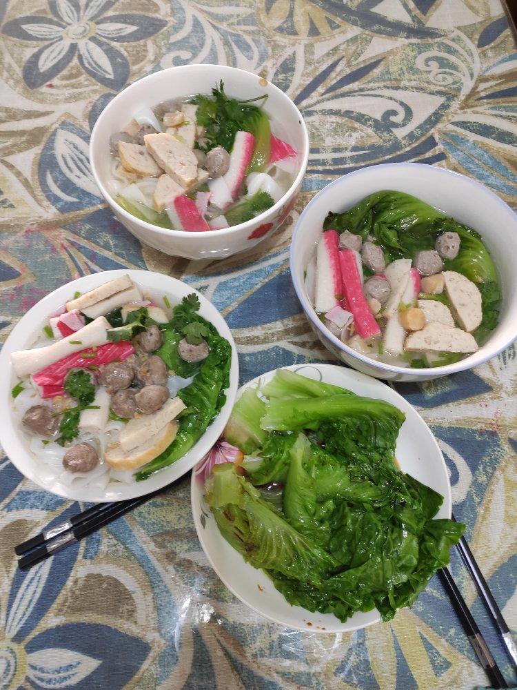 香菜粉条丸子汤、小时候的味道