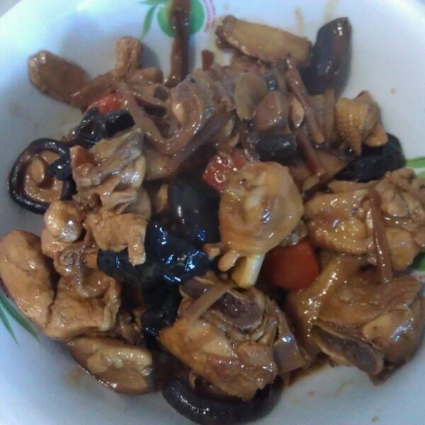 冬菇焖鸡