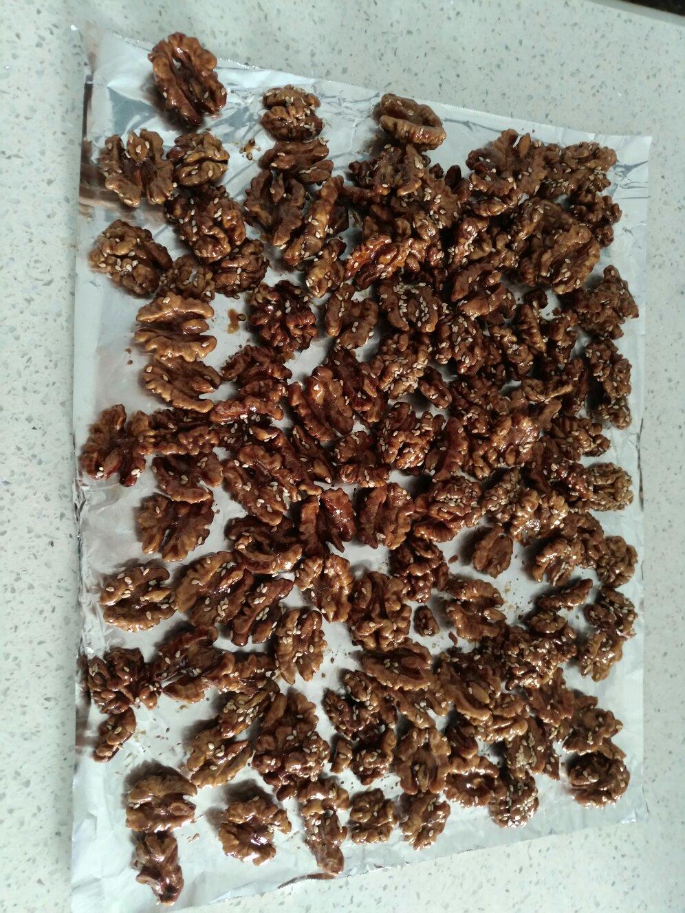红糖蜂蜜琥珀桃仁