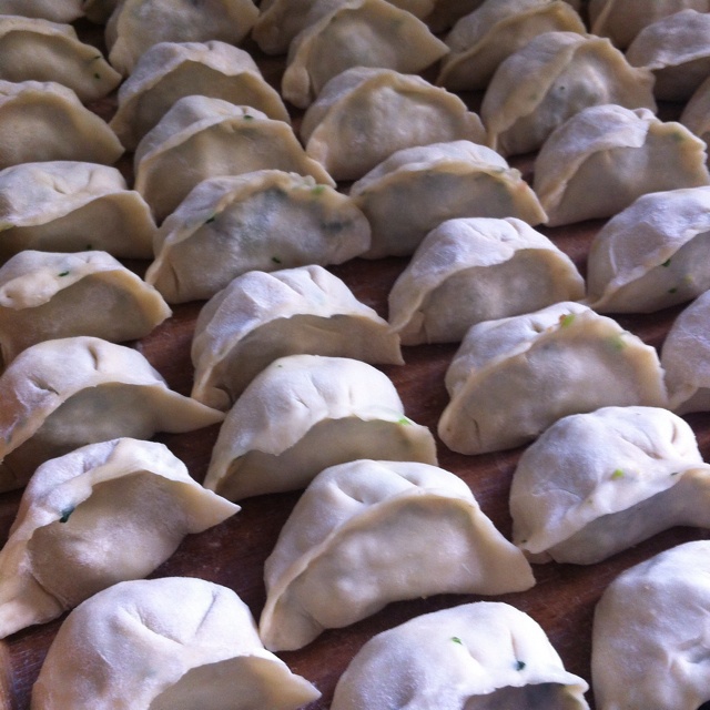 入目妖做的芹菜猪肉大馅饺子