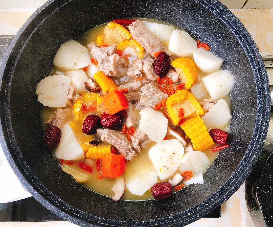 玉米山药炖排骨