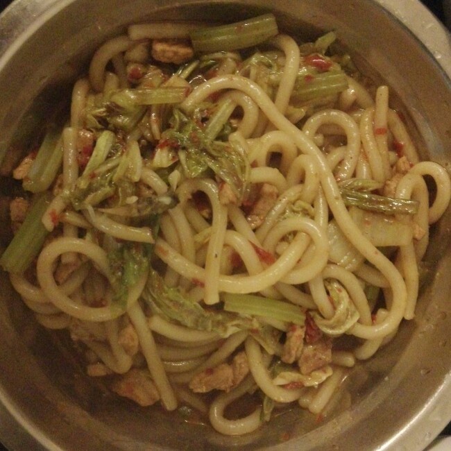 歹歹的新疆炒米粉