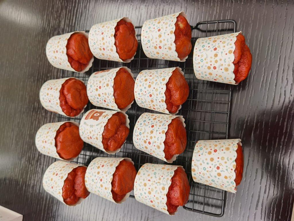 纸杯蛋糕 8寸戚风蛋糕的量