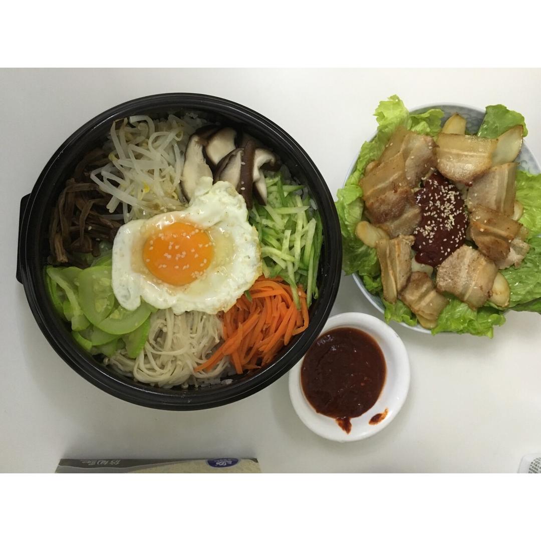 石锅拌饭