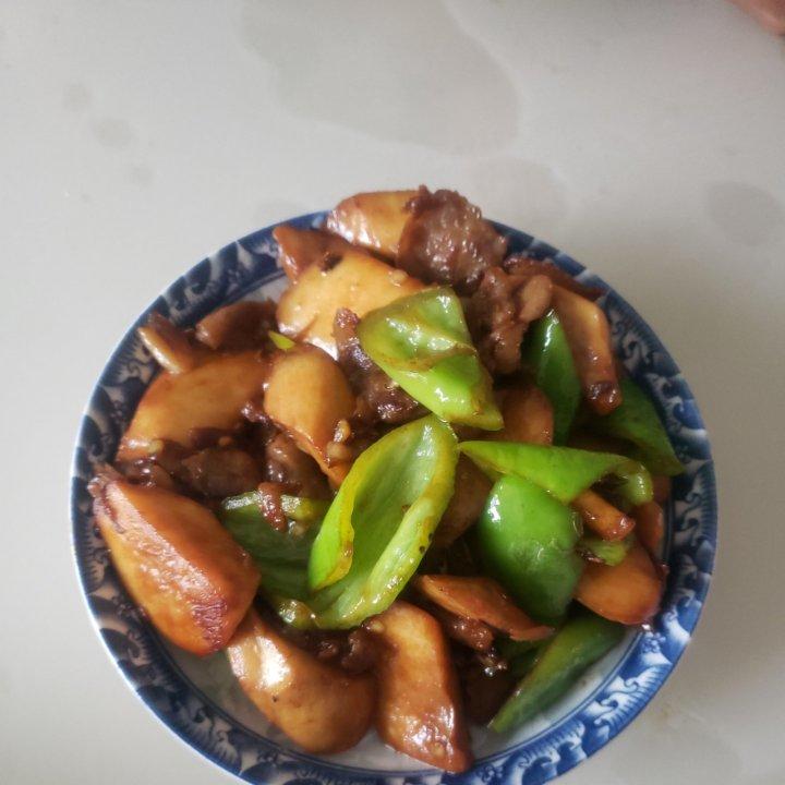 杏鲍菇炒肉