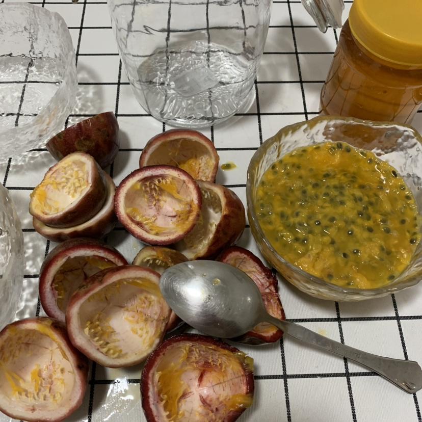 美白秘籍百香果柠檬🍋蜂蜜茶