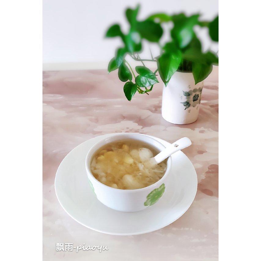 银耳百合莲子羹