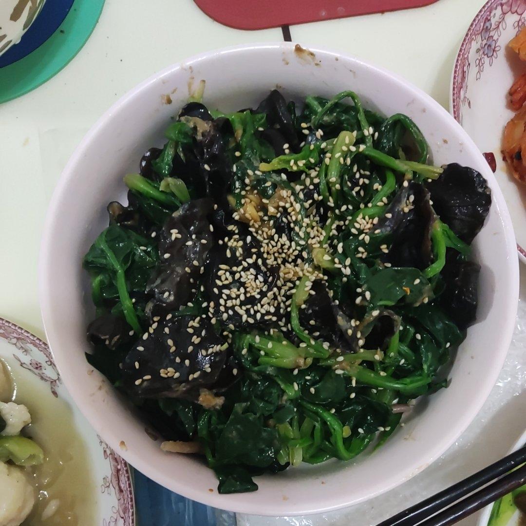 清爽开胃凉菜｜凉拌菠菜木耳
