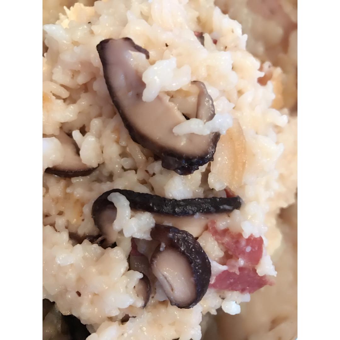 火腿杏鲍菇焖饭