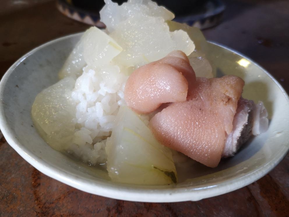 在山民家煲了一个猪蹄党参冬瓜汤