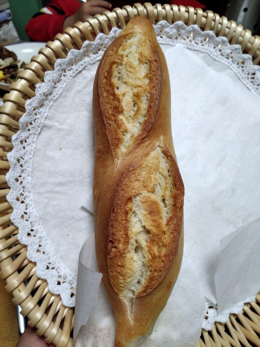 香脆健康的全麦法棍Whole Wheat Baguette