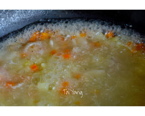 西兰花奶酪蔬菜浓汤的做法 步骤4