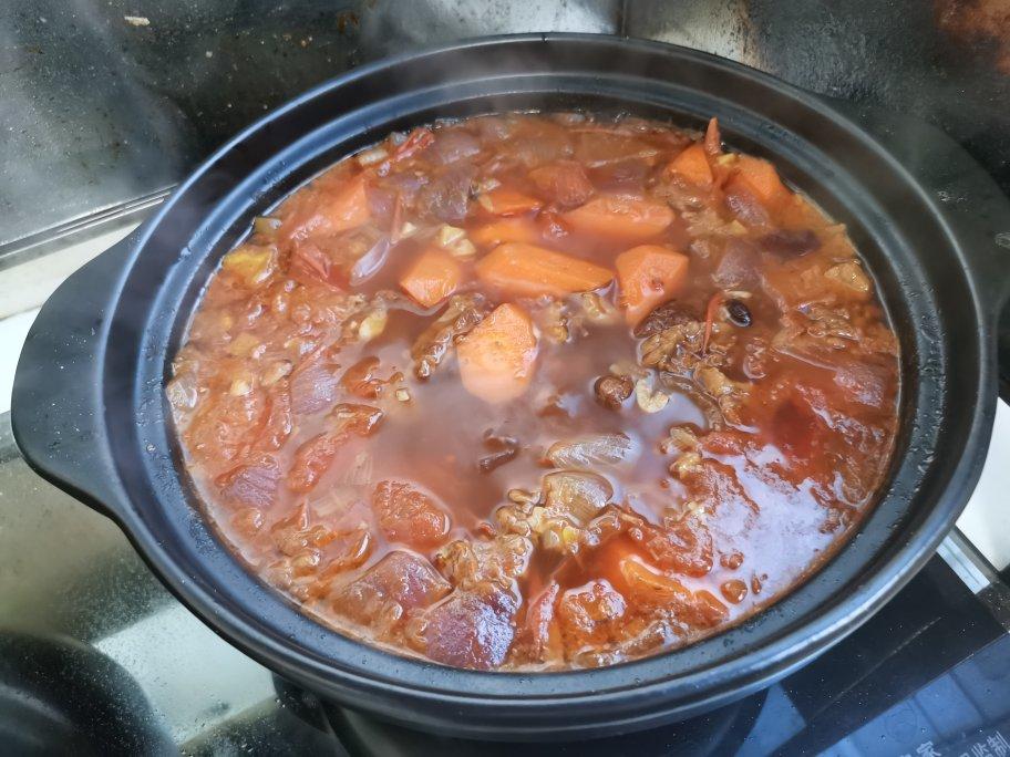 番茄土豆炖牛腩
