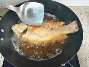 家常糖醋鱼的做法 步骤4
