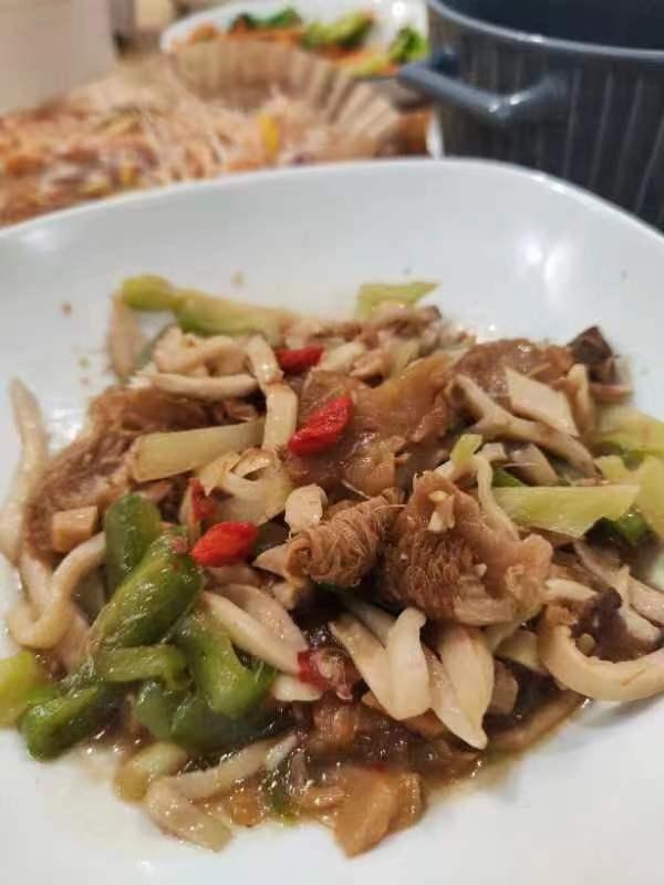 猴头菇小炒