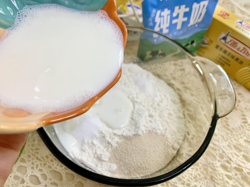 纯奶手撕吐司的做法 步骤1
