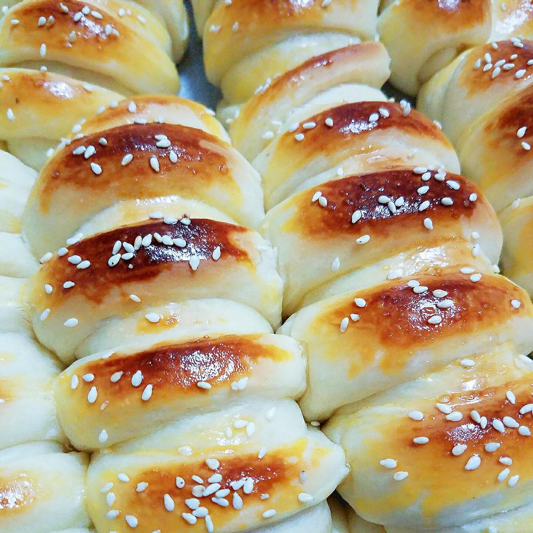 毛毛虫肉松面包