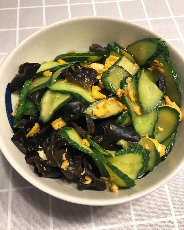 黄瓜木耳炒鸡蛋