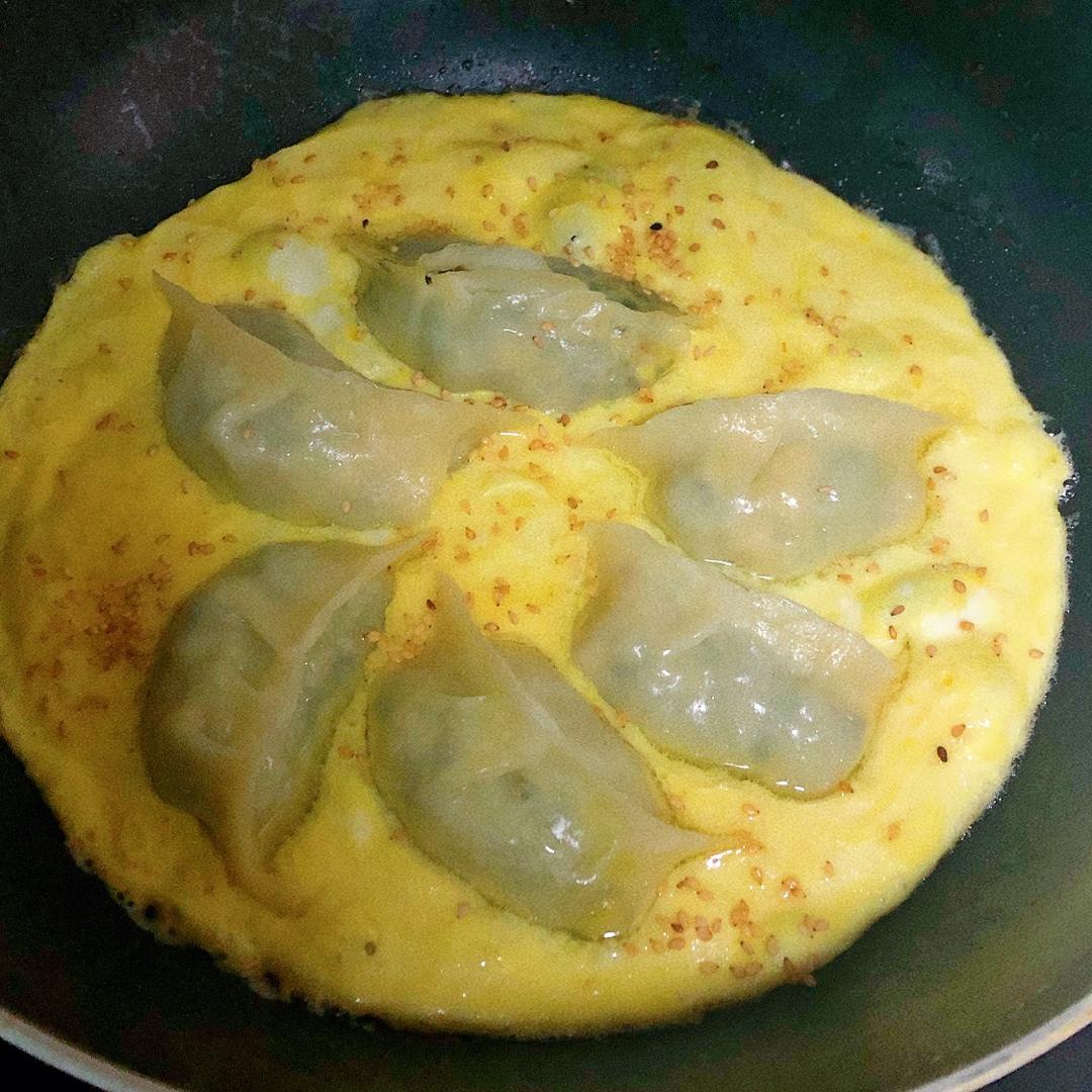 抱蛋煎饺