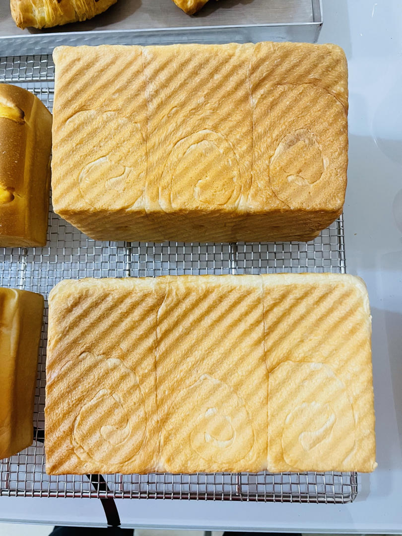 大名鼎鼎的吐司——妃娟100%中种北海道醇奶吐司