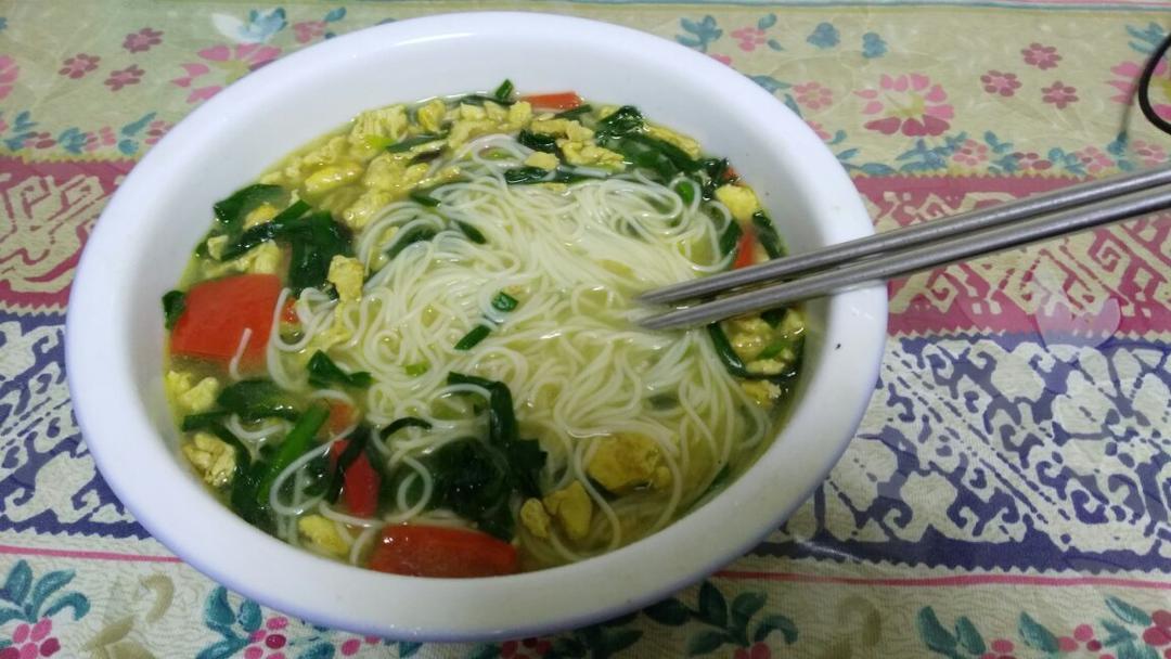 韭菜鸡蛋面