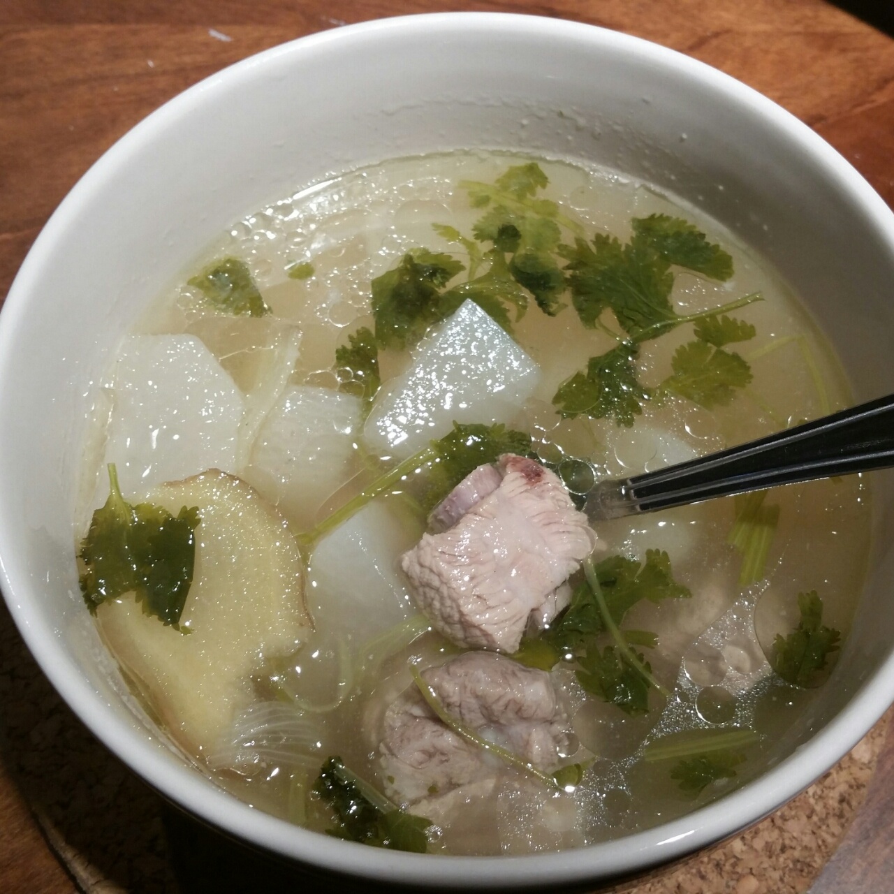 萝卜排骨汤
