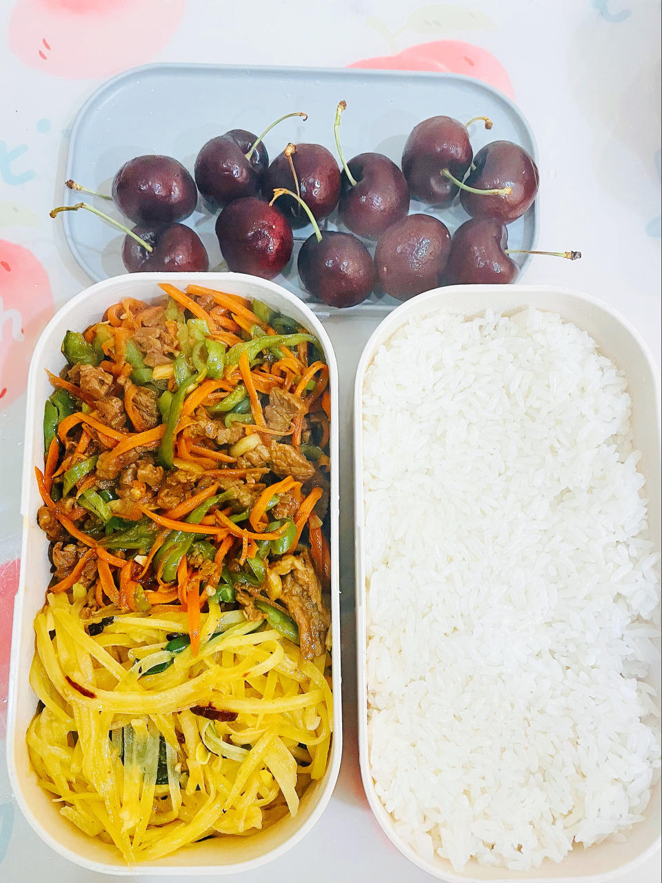 上班族的ᕙ(`▿´)ᕗ便当