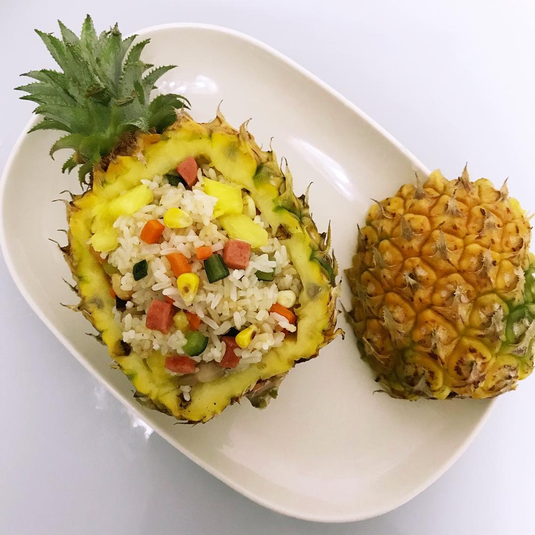 虾仁菠萝炒饭