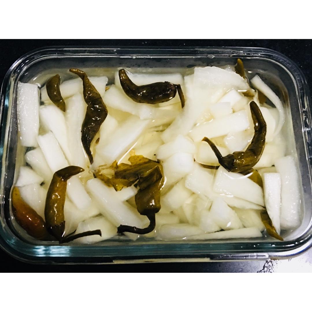 酸甜脆爽腌萝卜