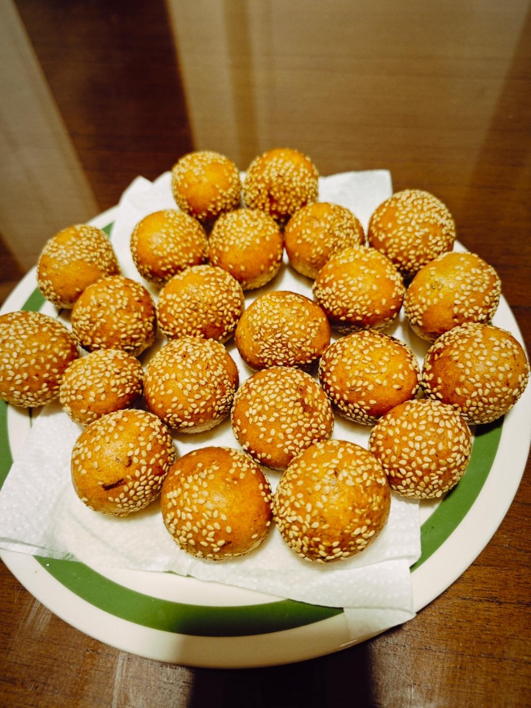 “南瓜芝麻球”聚餐必做小点心