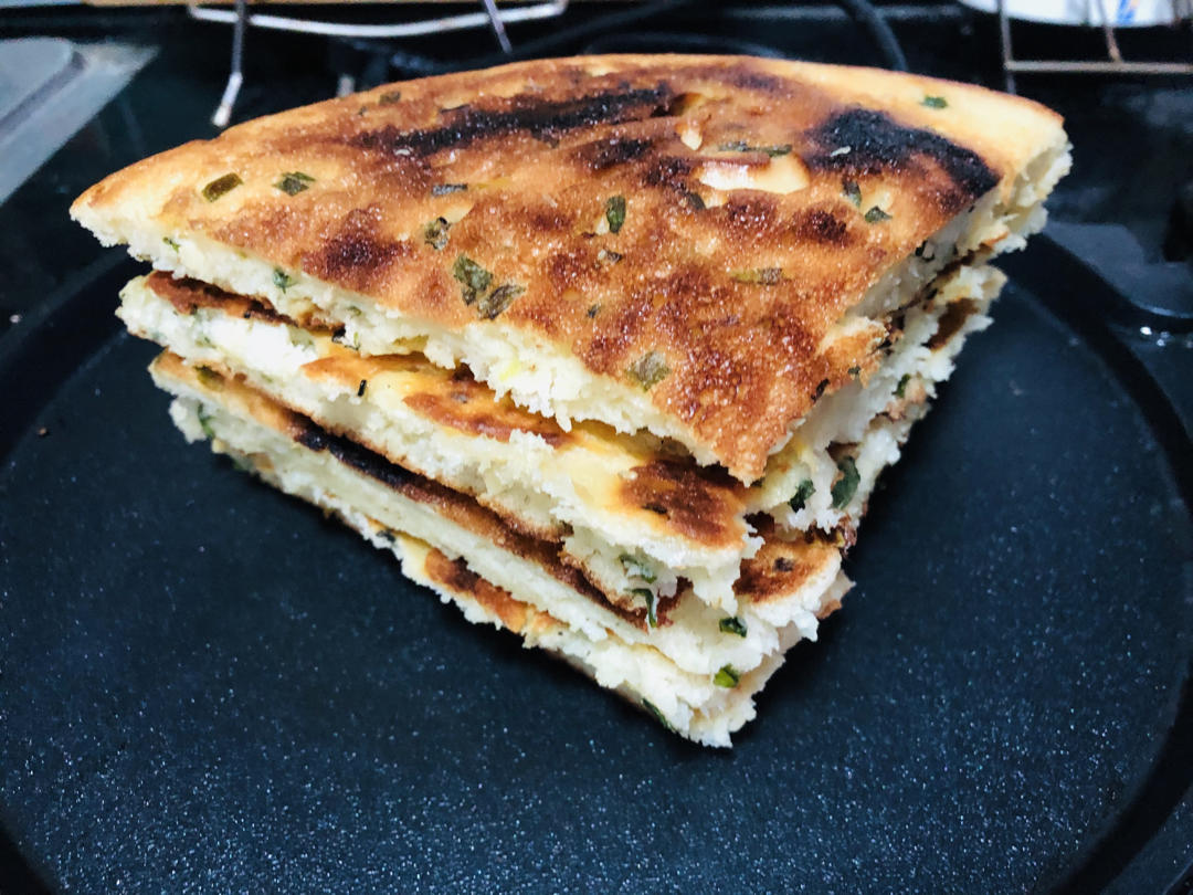 手不沾面做发面大饼