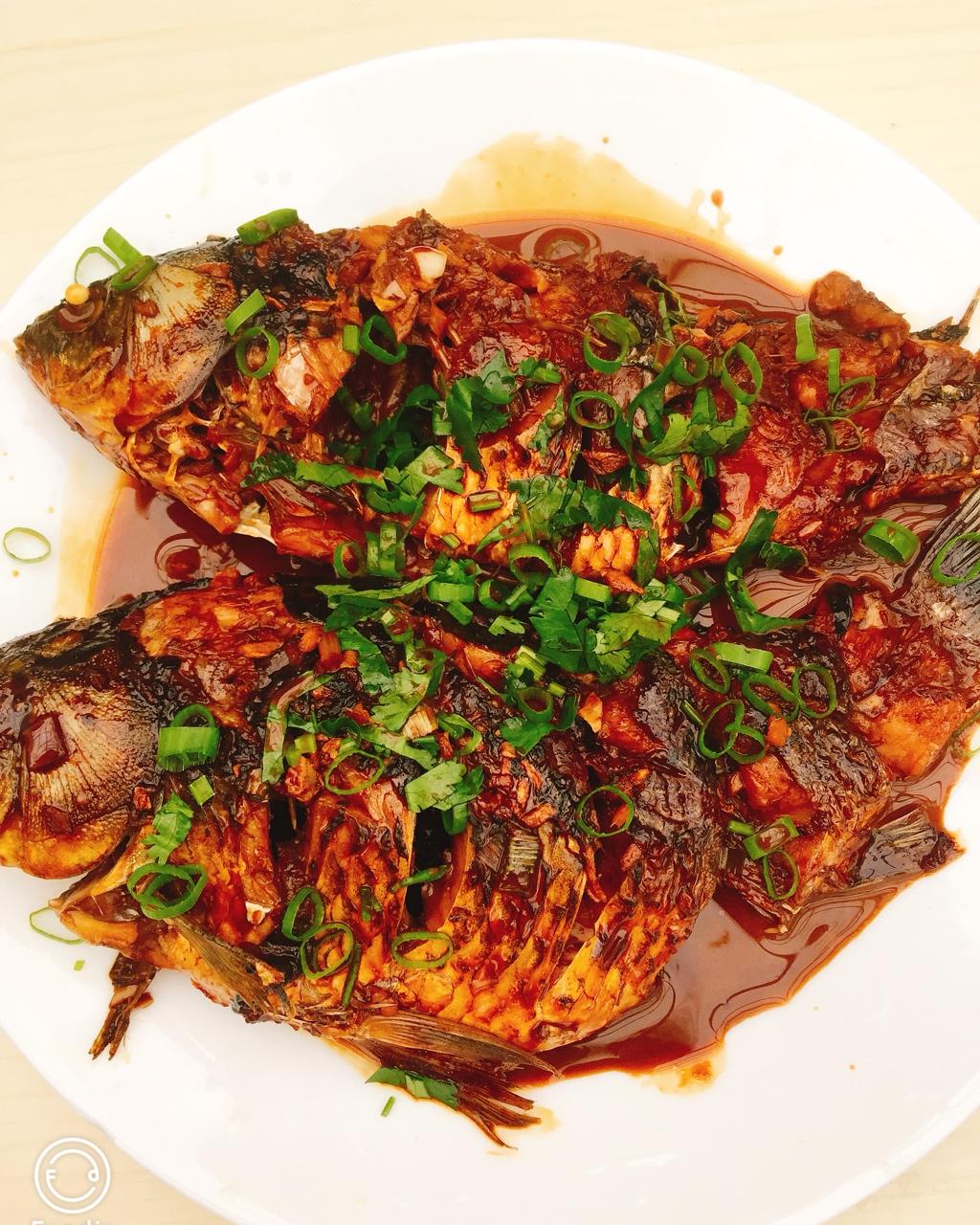 手机用户2934_qk4e做的红烧鲫鱼红烧鲫鱼家常菜首页登录注册作品动态