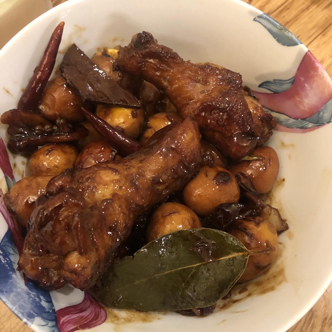 卤鸡腿鸡爪鸡蛋