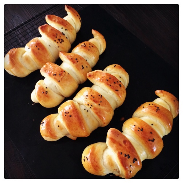 毛毛虫肉松面包